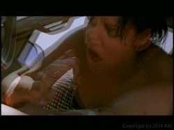 Captura de 'She Bangs, She Bangs' nº 20