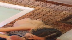 'Creeping on Lulu' screenshot nº 1