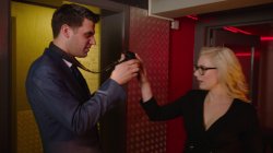 Captura de 'Wedding Party for My Hot Wife' nº 104