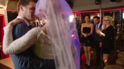 Captura de 'Wedding Party for My Hot Wife' nº 2
