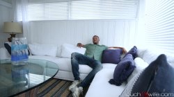 Captura de 'New To The Lifestyle' nº 11