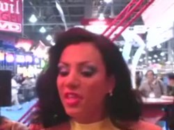 Captura de 'Exotica Interview At The 2005 Adult Entertainment Expo' nº 19