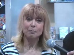 Captura de 'Nina Hartley Interview At The 2005 Adult Entertainment Expo' nº 15
