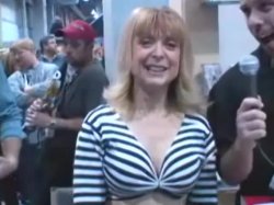 Captura de 'Nina Hartley Interview At The 2005 Adult Entertainment Expo' nº 2