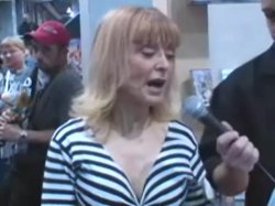 Captura de 'Nina Hartley Interview At The 2005 Adult Entertainment Expo' nº 3