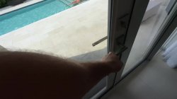 'My Curvy Neighbor Is Ready To Use Her Floatation Device' screenshot nº 3