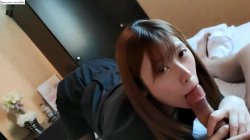 Captura de 'A Rookie Saleswoman Cheating During Work Hours' nº 63