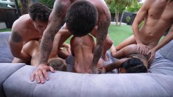 Captura de 'Wild Orgy: Friends Swap Girlfriends' nº 119