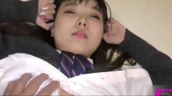 Captura de 'A Breathtakingly Cute Girl with the Perfect Uniform Look' nº 108