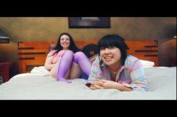 Captura de 'Girls Indulging' nº 1
