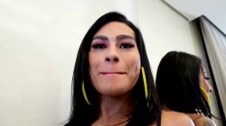 Captura de 'Brazilian Transsexuals Exposed in Pantyhose' nº 2