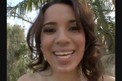 Captura de 'Young Tight Latinas 12' nº 27