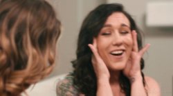 Captura de 'More Lesbians' nº 59