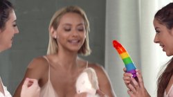Captura de 'Naughty Slumber Party' nº 104