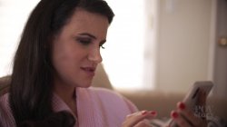 'Mommy's Little White Lies' screenshot nº 3