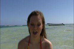 'Lesbians in the Tropics 2' screenshot nº 4