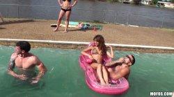 'MOFOS: Real Slut Party 4' screenshot nº 125