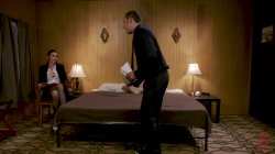 Captura de 'TS Seduction - Hush Honey Inn: Casey Kisses Fucks An Unwittingly Willing DJ' nº 13