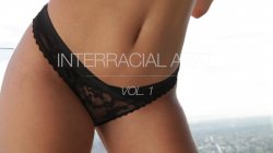'Interracial Anal' screenshot nº 1