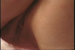 Captura de 'XL Girls Home Alone' nº 75