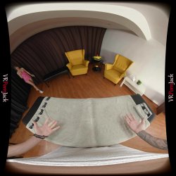 'At the Massage Parlor - Returning the Favor' screenshot nº 2