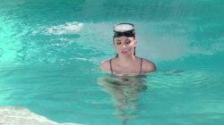 Captura de 'Busty Wife Fantasies 5' nº 19