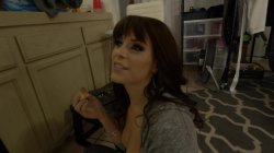 Captura de 'Busty MILFs Exposed 3' nº 39