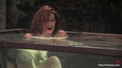 'Water Bondage - Featuring Sabrina Fox' screenshot nº 122