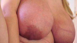'Boob Lover's Guide to Big Tits, The (2-Discs)' screenshot nº 8