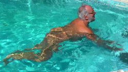 'Grandpa Got Me Wet' screenshot nº 95