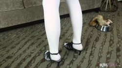 Captura de 'Pet 939 Shoots A Creamy Load' nº 5
