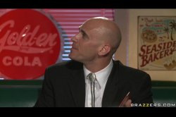 Captura de 'Brazzers Presents: The Parodies' nº 12