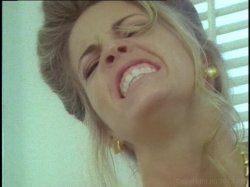 Captura de 'Nikki Loves Rocco' nº 40