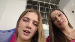 Captura de 'Anal Threesome with Marvelous Teens' nº 4