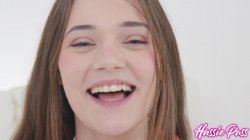 'Petite Oregon Cutie Makes Her debut Ft. Juniper Ren' screenshot nº 28