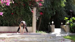 Captura de 'Yoga Pants 3' nº 5
