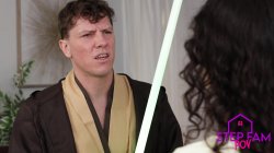 Captura de 'Step Sis Wants To See My Lightsaber' nº 6
