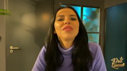 'Kira Queen Sucks Her New Friend's Cock In The Restroom!' screenshot nº 13