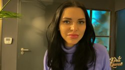 'Kira Queen Sucks Her New Friend's Cock In The Restroom!' screenshot nº 21