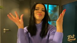 'Kira Queen Sucks Her New Friend's Cock In The Restroom!' screenshot nº 23