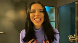 'Kira Queen Sucks Her New Friend's Cock In The Restroom!' screenshot nº 26