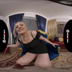 Captura de 'Mom Prolapse Her Cervix' nº 4