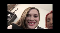 Captura de 'Anal MILF Teaches Teen How To Fuck' nº 5