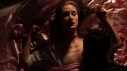 Captura de 'Maid In the Middle' nº 58