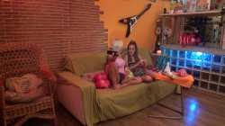 Captura de 'Lesbian Between A Mature Woman And A Young Girl' nº 7
