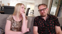 Captura de 'Busty Housewife Rebel Rhyder Gets Big Dick Cuckold Creampie' nº 19
