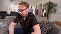Captura de 'Busty Housewife Rebel Rhyder Gets Big Dick Cuckold Creampie' nº 23
