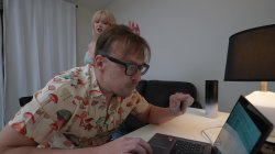 Captura de 'Big Tits Wife Kay Carter Teaches Husband A Cuckold Lesson' nº 9
