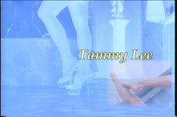 'Busty Leg Sex Babes' screenshot nº 1