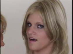 Captura de 'Her First MILF 4 (FRENCH)' nº 65